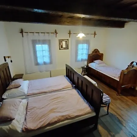 Orsegi Porta * Magyarszombatfa